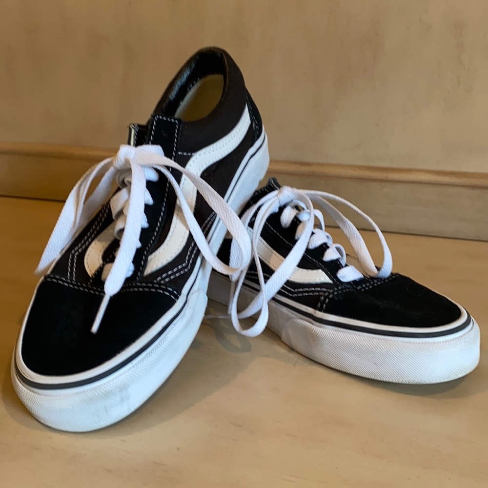 Vans Old Skool  Size 7 Women’s